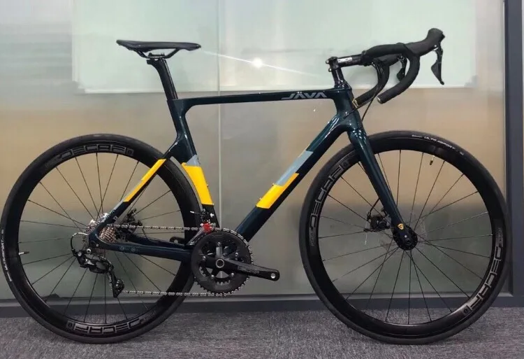 Java Vesuvio Carbon Road Bike 22 Speed 