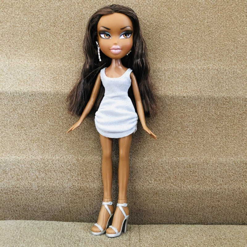 Оригинальные новые 23 см оригинальные модные фигурки BratzDoll спящие вечерние красные волосы YASMIN красивые MGAdoll лучший подарок для ребенка