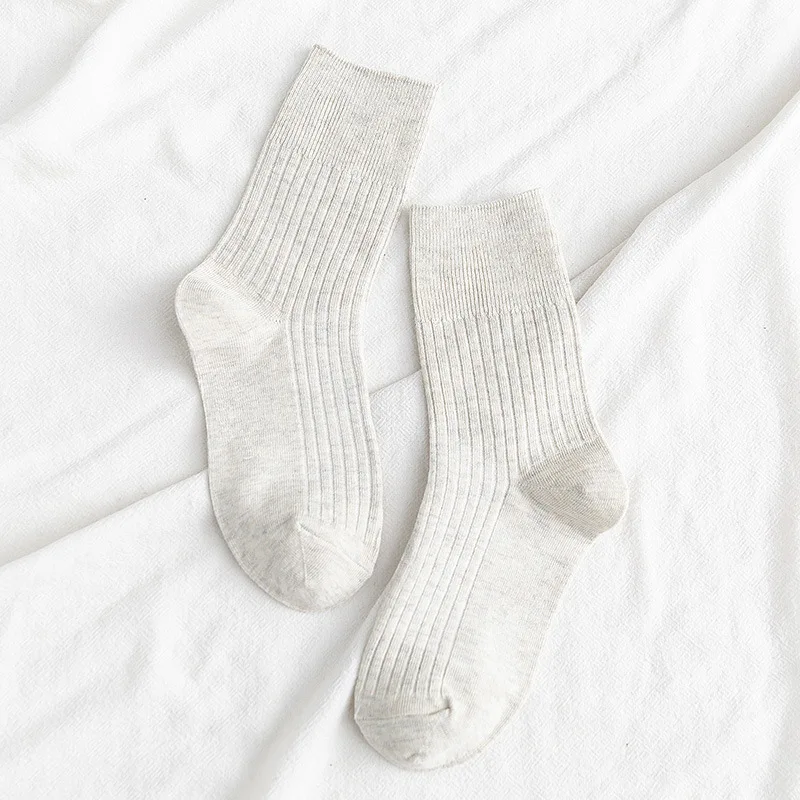 Женские носки модные короткие однотонные женские носки Осенние новые Нескользящие дышащие дезодорант удобные длинные носки для женщин - Цвет: Beige White
