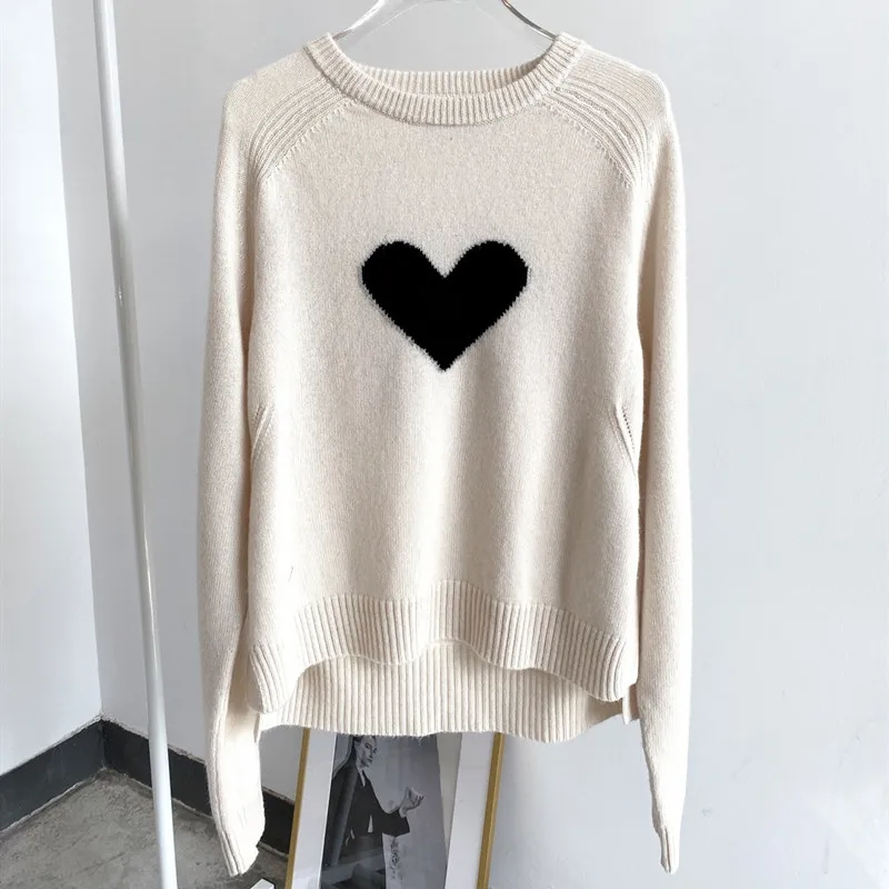 Women Knitted O-neck Sweater Heart Pattern Long