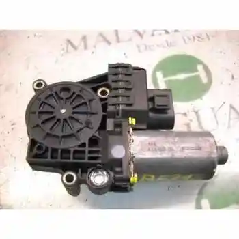 

WINDOW MOTOR FRONT LEFT Audi A6 SALOON (4B2) 0130821775 [BF215] Bosch 8 PINS