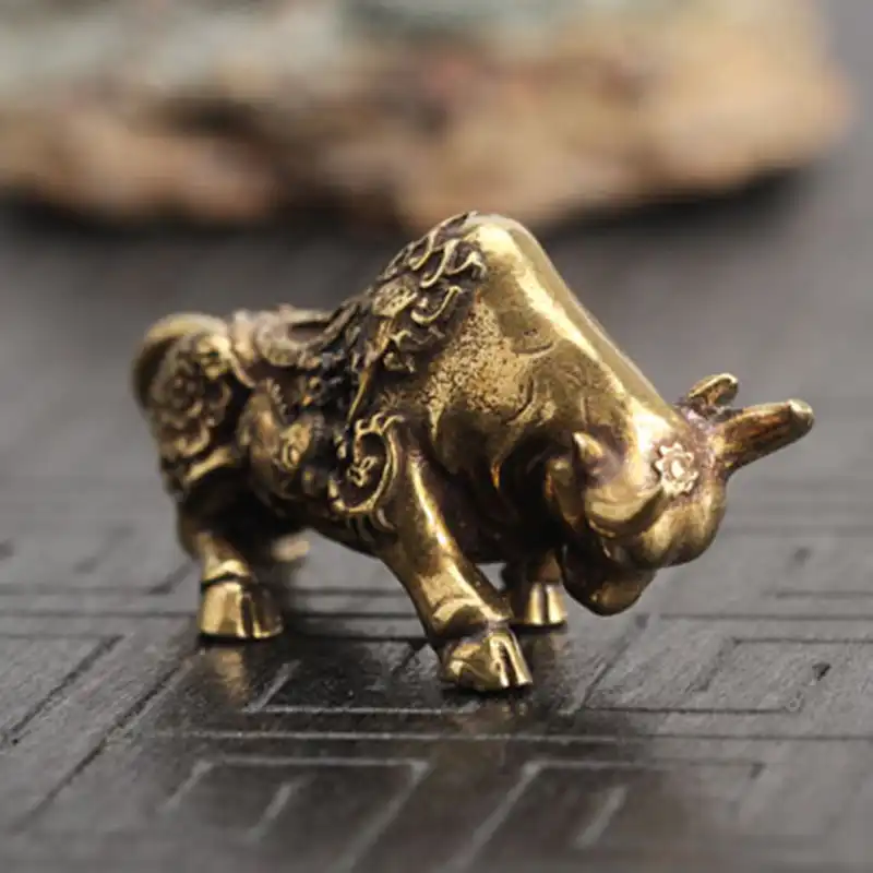 Mini Copper Bull Ornament Bullfighting Statue Miniature Desk Decoration Display