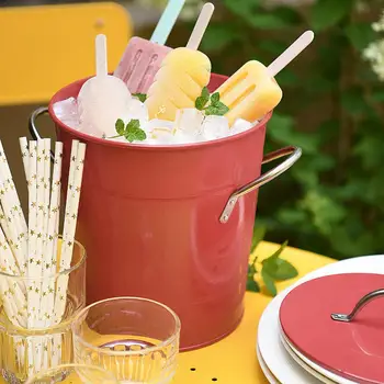 

1PC Ice Bucket with Ice Shovel Galvanized Plate Plastic Round Ice Barrel Bar Champagne Wine Beer Bucket for Bar KTV Family Party