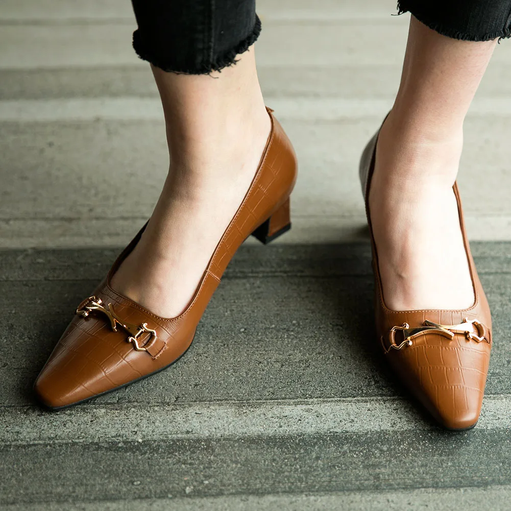 

Sarairis 2020 New Fashion Genuine Leather Slip-On Office Pumps Woman Shoes Strange Style Metal Decoration Shoes Women Pumps