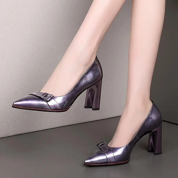 

New women's leather heels with thick heels and single shoes 8cm with shallow, pointed, soft leather and cowhide.