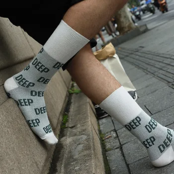 

Our Tanks Fall/Winter 2020 New Personality New Men's Socks Cotton Alphabet Men's Tube Socks Trend Hip-Hop English Socks