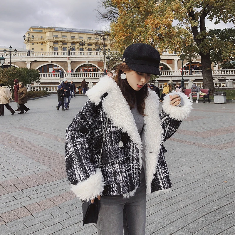 Billig Mishow 2019 Winter Kurze Woolen Mäntel Frauen Warmen Plaid Lose Mäntel Große Pelz Kragen Dicken Woll Jacke mantel MX18D8211