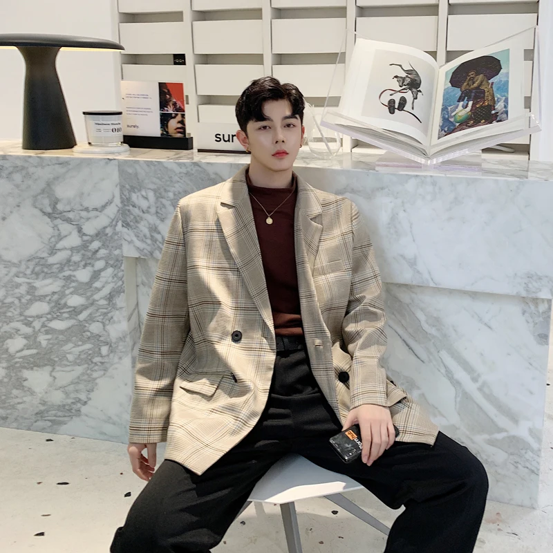 Men's suit 2019 autumn/winter new slim button decoration long sleeve suit jacket loose casual lapel personality young men's wear Men's suit 2019 autumn/winter new slim button decoration long sleeve suit jacket loose casual lapel personality young men's wear