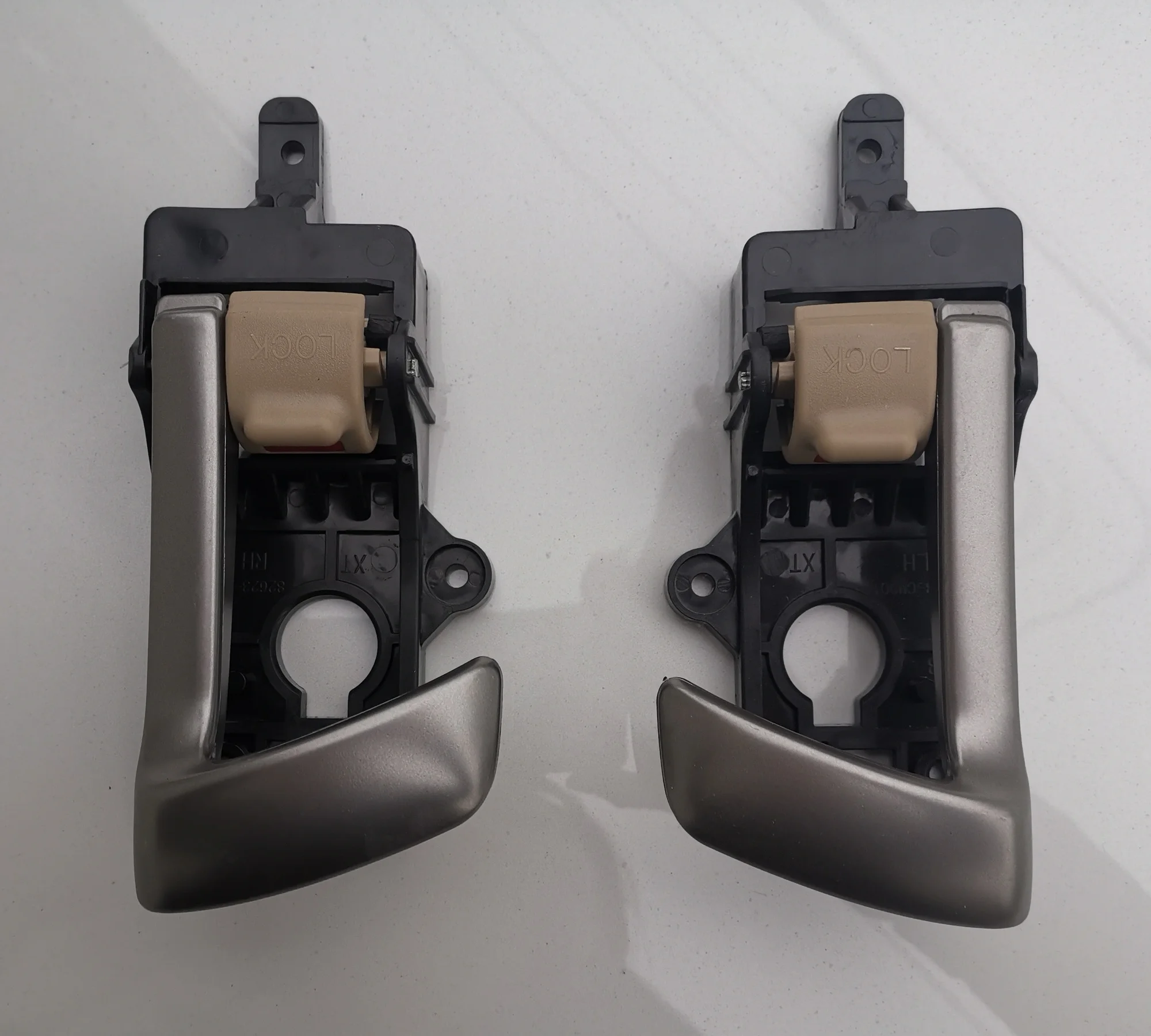 Car Auto Parts Inside Inner Interior Door Handle for Hyundai Santa Fe ...
