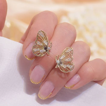 

14k Real Gold Luxury Hollow Butterfly Women Earring Bling Crystal Zircon Dazzling Stud Earring Wedding Engagement Jewelry Gift