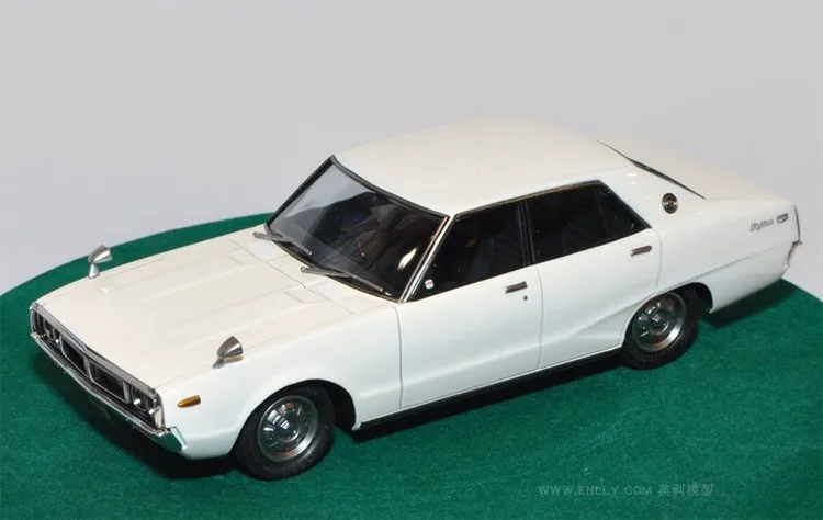Aoshima 53485 The Model Car 47 Nissan GC110 Skyline 2000GT '72 1/24 scale kit