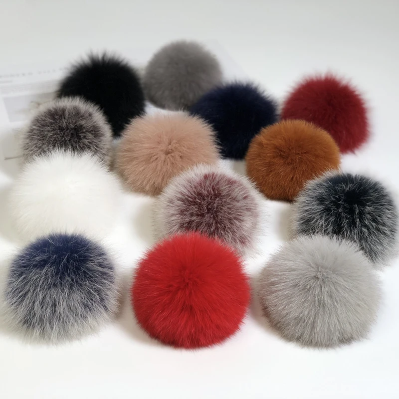 13 15 cm DIY Natural Color Real Raccoon Fur Pompoms For Bags Knitted Beanie Cap Hats Genuine fox fur Pom pom grey skully hat