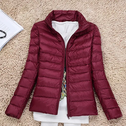 Wine red Брендовая одежда, женская теплая зимняя куртка на 90% белом утином пуху/супер светильник, тонкая парка, женский ультра светильник, пуховик, Короткие топы - Цвет: Wine red
