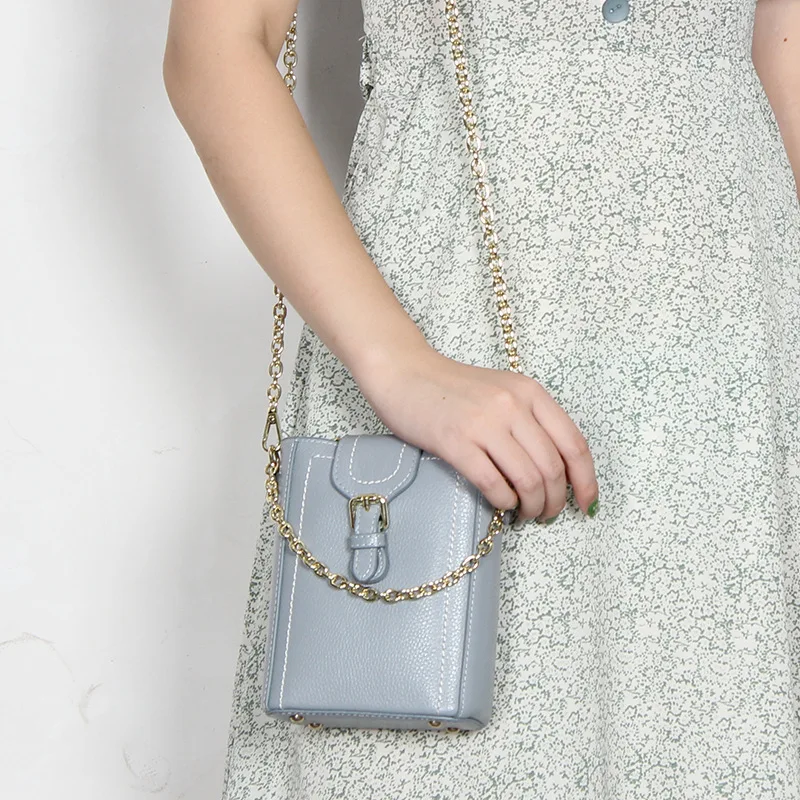 

New Vintage Texture Dyslayoses Abroad with One-shoulder Slanted Chain Locks Bucket Bag Ladies Hand Bags