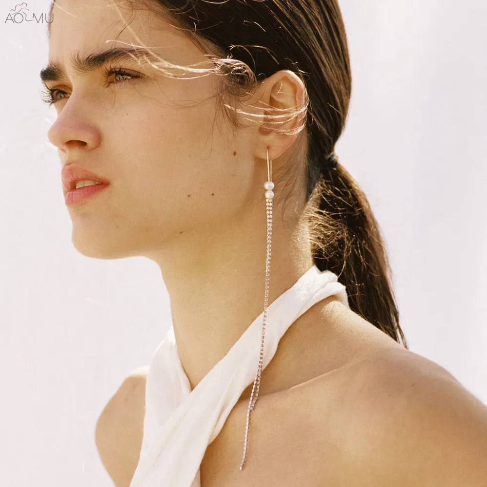 

AOMU New Design Exaggerated Natural Pearl Long Rhinestone Tassels Drop Earrings for Women Gifts Party Jewelry Boucle D'oreille