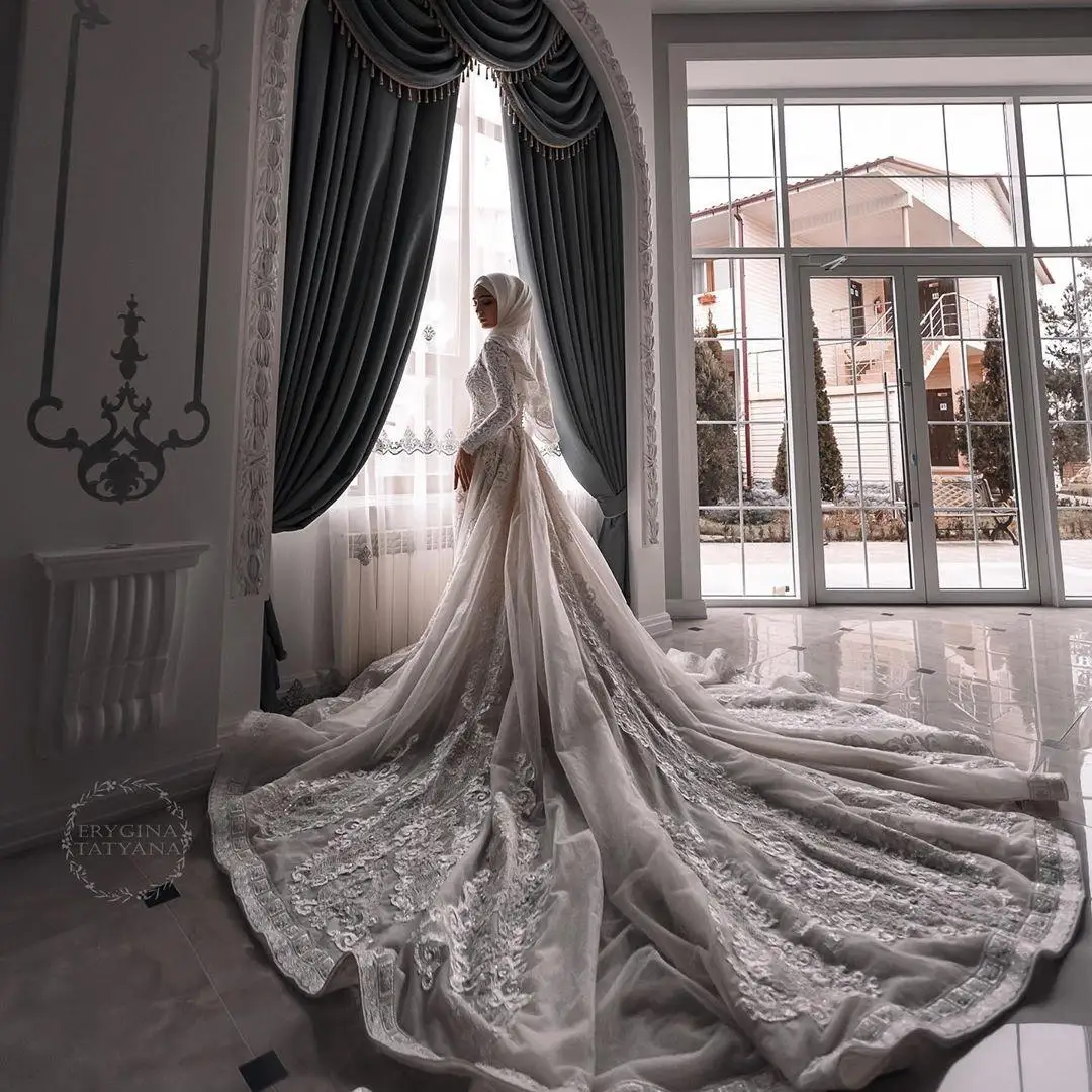Mermaid Lace Muslim Wedding Dresses Detachable Train long sleeve applique customsized middle east hijab bridal dress