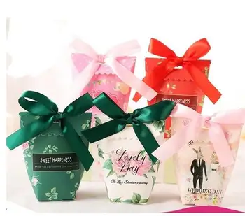 

20pcs/lot White Dress Bride With Green Ribbon Wedding Party Gift Box Creative Couple Candy Boxes Wedding Favor Present Box