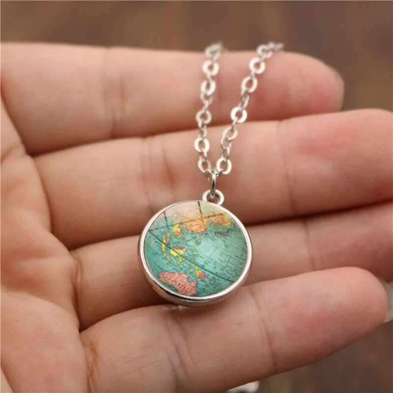 

2019 Classic Earth World Map Glass Pendant Necklace Deliccacy Handmade DIY Map Necklace Unisex Vintage Chain Jewelry Accesories