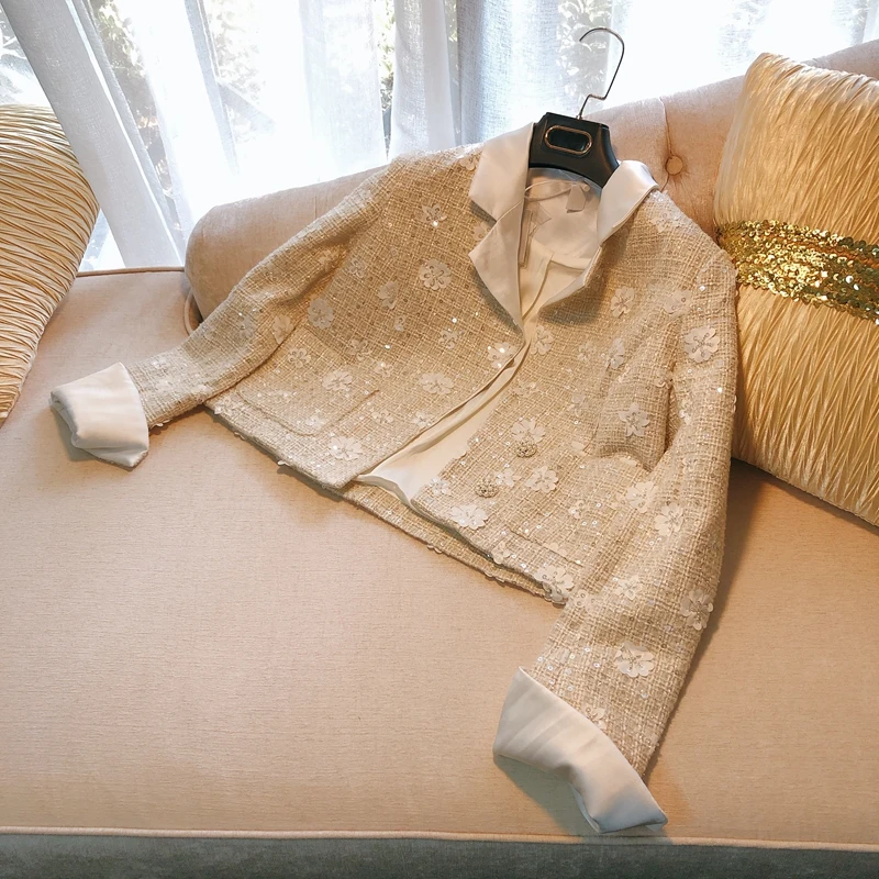 

New temperament cardigan sequins embroidery jacket small fragrant rice white wind small suit female web celebrity