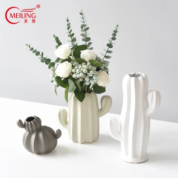 

Decorative Cactus Vases Decoration Home Modern Porcelain Vase For Flowers Handmade Ceramic Art Dining Table Vase Room Flower Pot