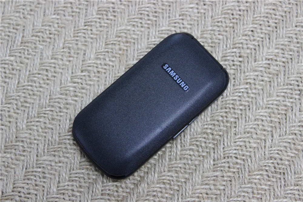 Оригинальный Samsung E1190 GSM 1 43 дюйма 800 мАч мини SIM черный Восстановленный сотовый