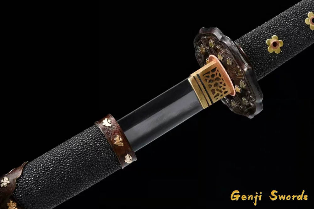 Handmade Full Tang Japanese Katana Tachi Folded Damascus Steel Clay-Tempered Feather Pattern Samurai Sword