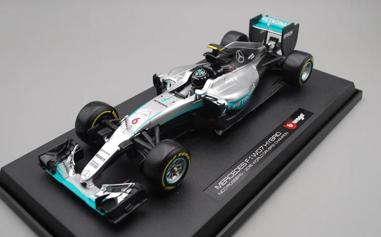 Bburago 1:18 1/18 W07 Mercedes Benz No6 Nico Rosberg Формула 1 F1 гоночный автомобиль Транспортное средство литье под давлением дисплей Модель Игрушки для мальчиков - Цвет: 2016 W07 No6