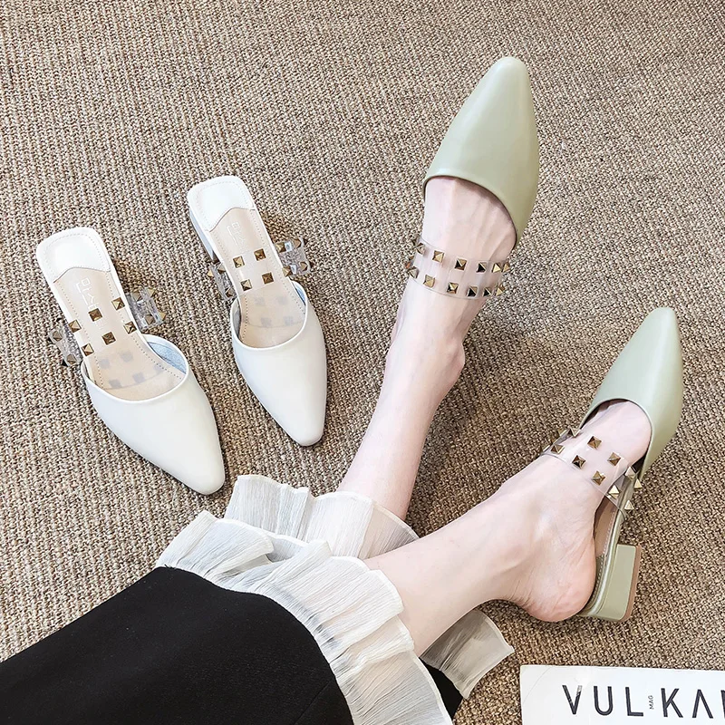 

Med Women's Slippers 2019 Cover Toe Square heel Slides Woman Shoes Luxury Heeled Mules Rivet New Summer Sliders Designer