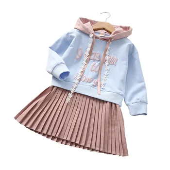 

2-7 Year Old Girl Children's Clothing Autumn and Winter Thick Long-sleeved Hooded Letter Print Top with Pleated Skirt