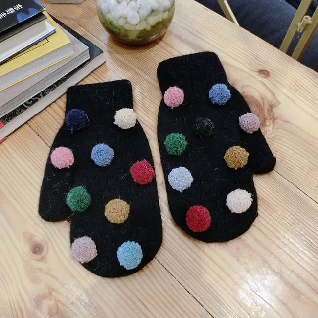 Guantes de invierno caulidos de navidad Guantes de ratón de dibujos animados Guantes de dedo completo lindos Guantes de invierno gruesos de punto Caldo - Цвет: 2
