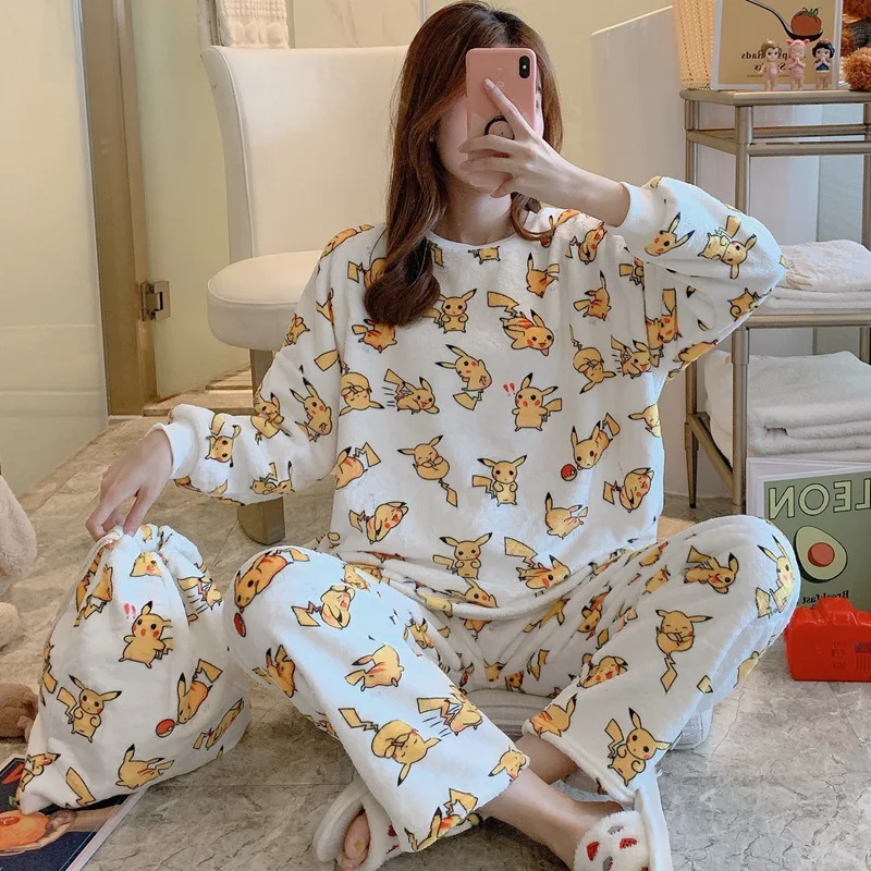 

Winter Wechat Business Online Celebrity Hot Selling Flannel Set Storage Bag Pajamas Pajamas Three-piece Set
