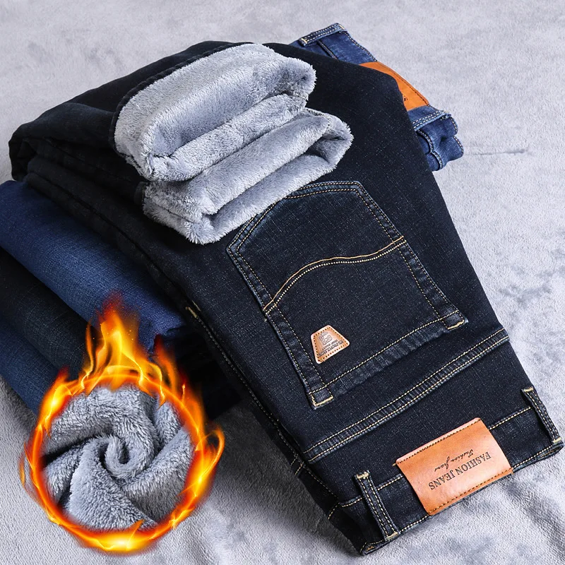 Большие размеры мужские теплые джинсы Зимние новые модные повседневные джинсы высокого качества на флисе эластичные прямые плотные брюки мужские брендовые - Цвет: black blue