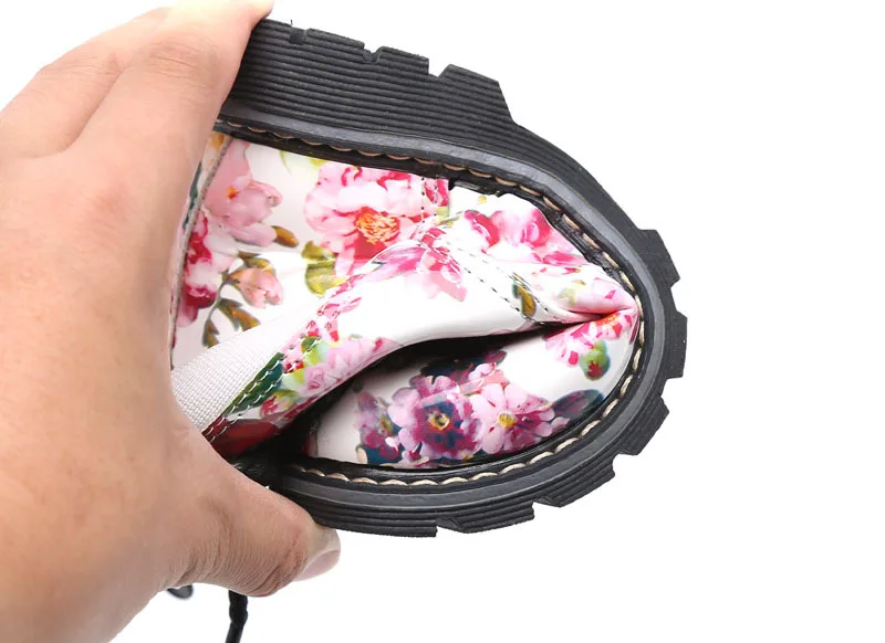 9568694240_1046657370