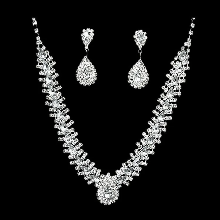

2018 Korean Style Bride Earrings Rhinestones Silver Man-made Diamond Two Piece Set-Wedding Dress Necklace Stage Accessories Banq
