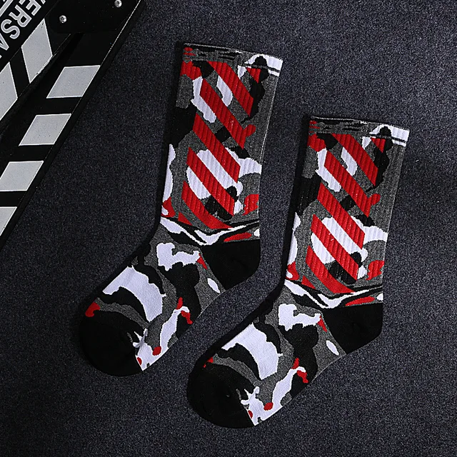2 Pairs Trendy Socks Men Street Hip-Hop Style Middle Tube Socks Breathable Skateboard Sports Long Tube Basketball Socks N20001-2P-micaihong