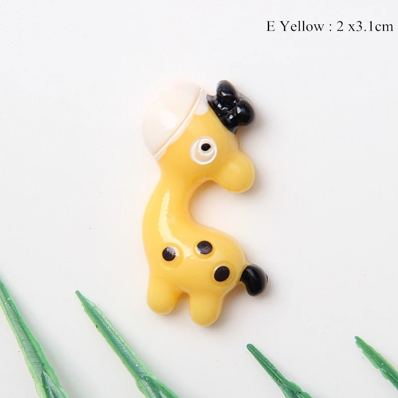 10PCS Cartoon Giraffe Resin Accessories DIY Phone Decorative Craft Supplies Children Hairpin Flat Back Planar Resin Material