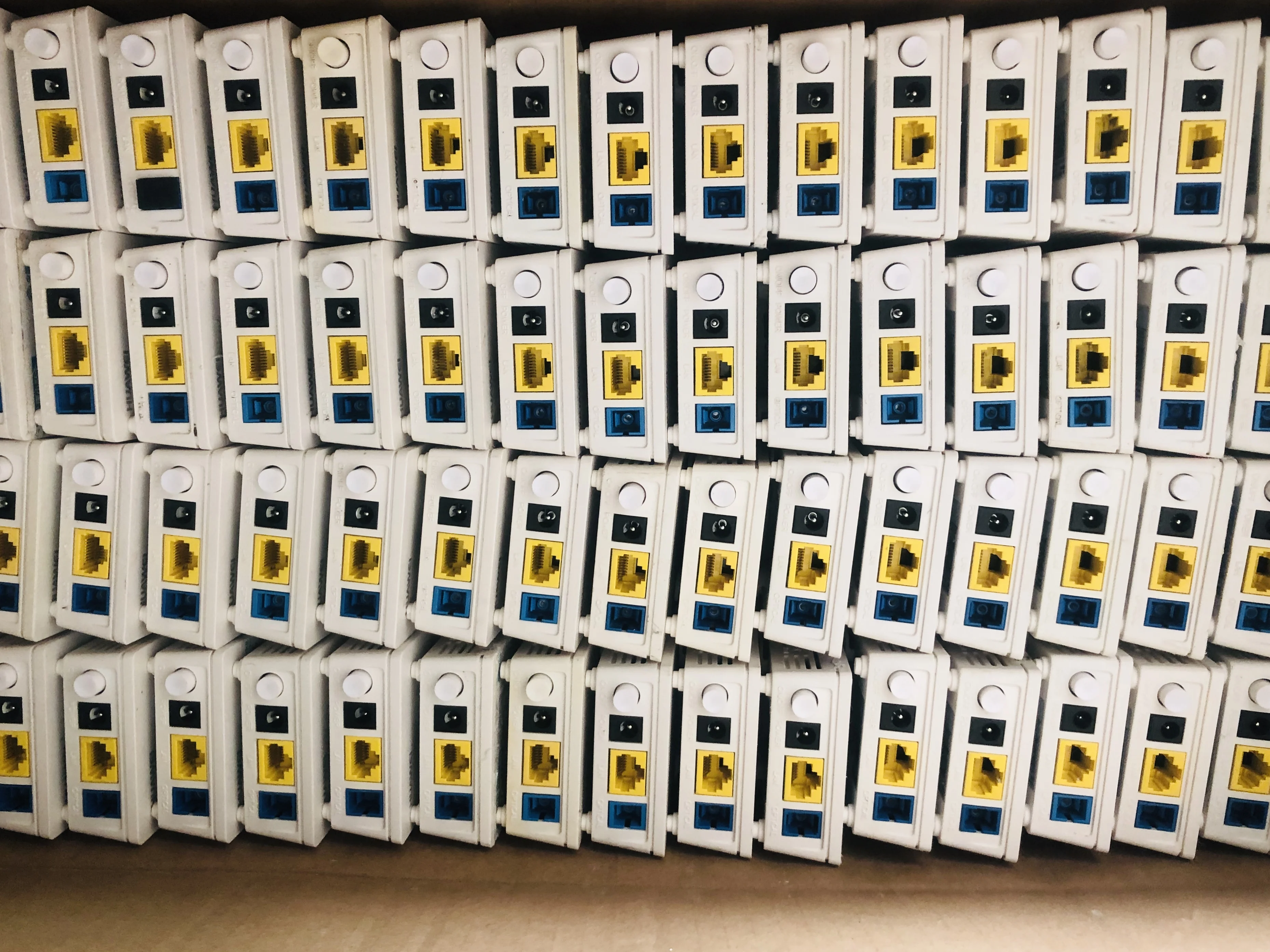 40 шт. onu gpon epon hua wei ont fiberhome onu модем Secondhand hg8310m hg8010H 1GE GPON EPON ONU ONT с английской версией