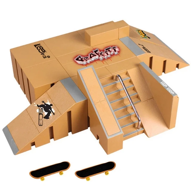 Mini Alloy Finger Skating Board Venue Combination Toys Children Skateboard Ramp Track Educational Toy Set For Boy Birthday Gifts 3