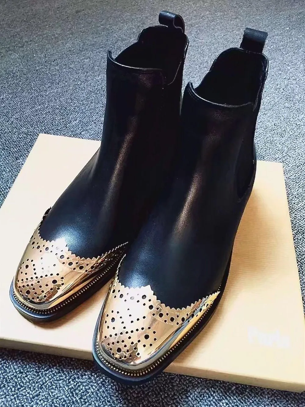 1536559100_3220130182_2