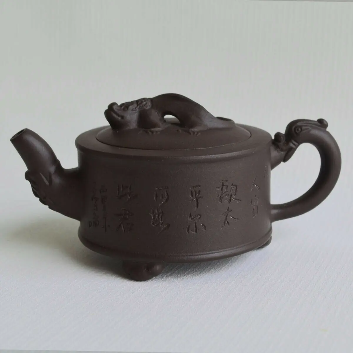 

chinese Yixing Clay teapot 240ml zisha purple sand Dragon tea pot