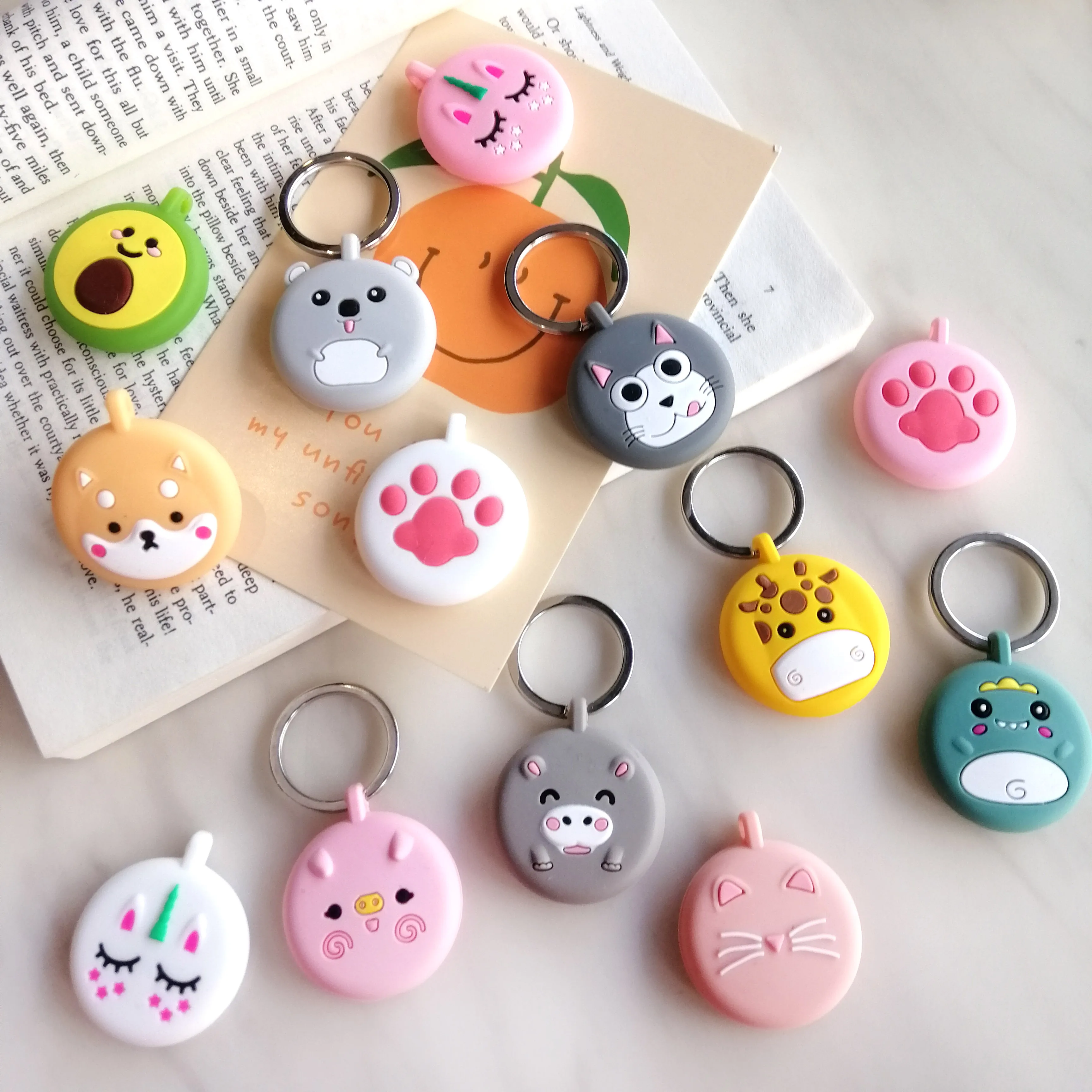 silicone airtag case smart tag case airtag case airtag keychain cute for Airtag case silicone protective sleeve keychain anti-lost device 1PC