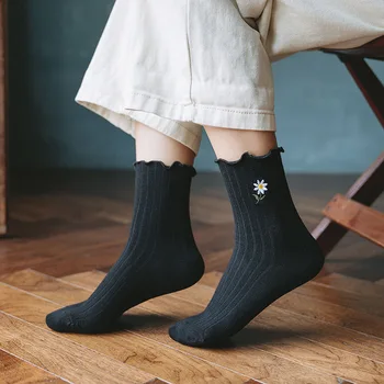 

1Pcs Daisy Sock Cotton Casual Soft Fashion Women Short Socks