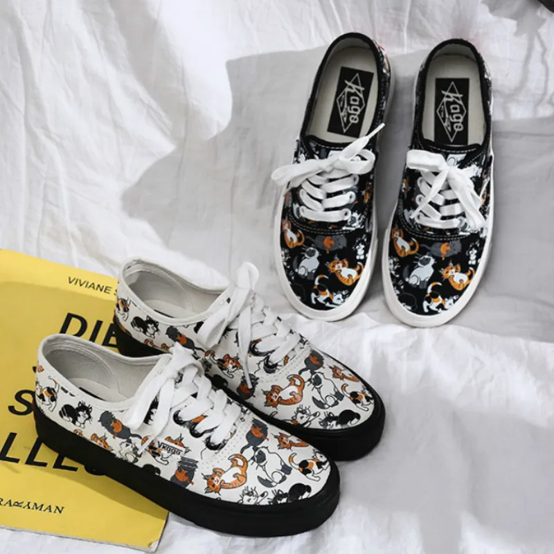 

Summer Skateboard shoes Women Trainers Cartoon doodle Sport Canvas Shoes Classic Tenis Feminino Cotton Zapatos Mujer Z1-44
