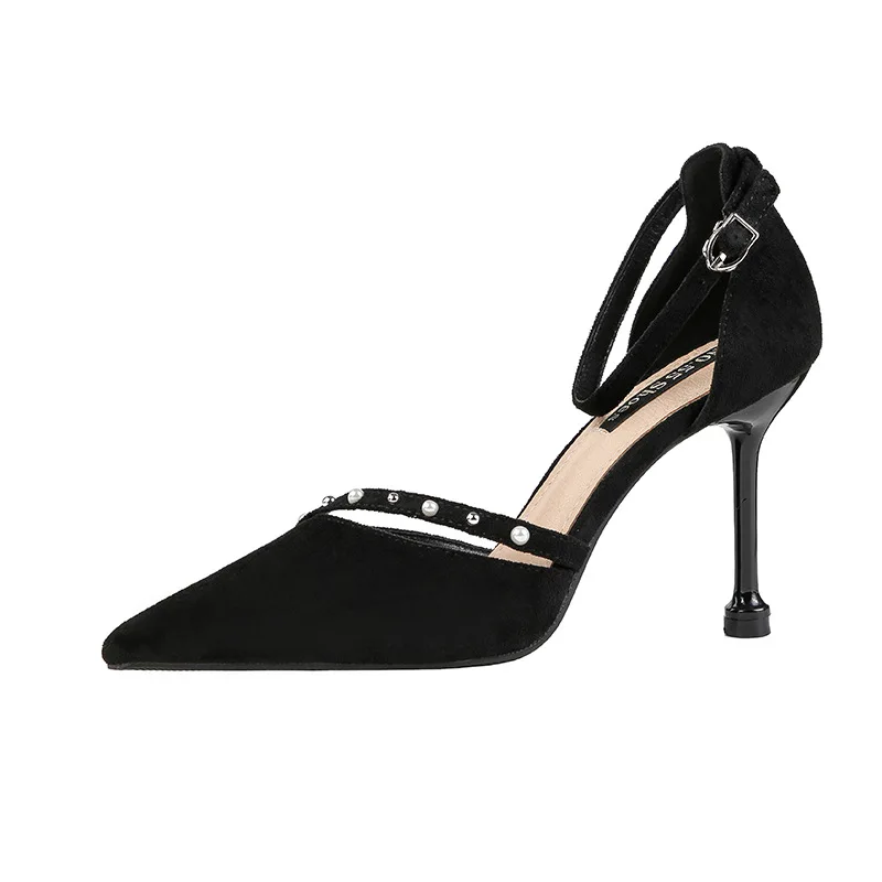 Korean version of the fashion pointed pearl high heels nightclub was thin with a female sandals stiletto temperament |