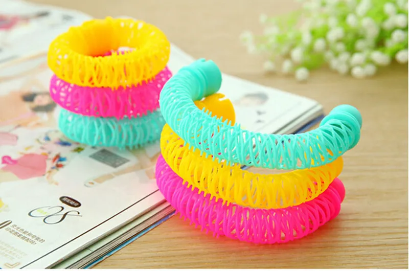 Description Picture 5 of item8 Pcs/Lot Make Up Tools Magic Curler Hair Rollers Curls Roller Lucky Donuts Curly Hair Styling Accessories For Woman Lady