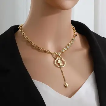 

Vintage Hollow Elizabethan Pendant Necklace For Women Girls Golden Silver Copper Crystal Rhinestone Inlay OT Chain Jewelry