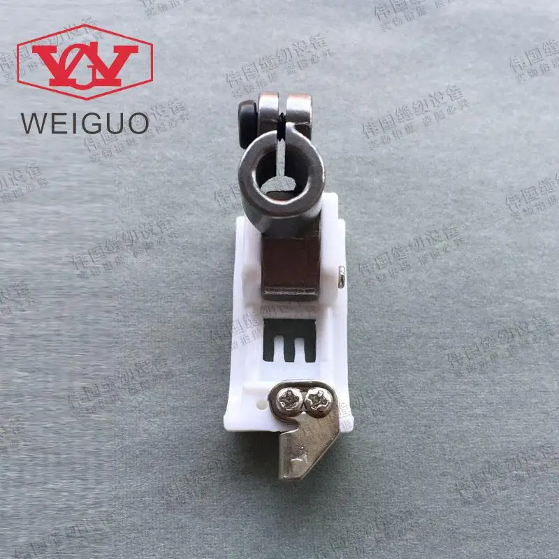 

Sewing Mchine Parts 257468-56 5.6 feet hem car three needle five line 5.6 rubber presser foot iron handle