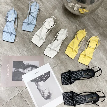 

2020 Summer Women Yellow Flats Platform Strap Blue Sandals Fetish Sandles Lady Valentine Stripper Sexy Luxury Brand Design Shoes