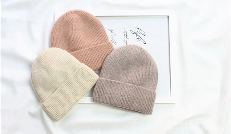 OMEA, одноцветные вязаные зимние шапки для женщин, зимняя шапка из искусственного меха Ангоры и кролика, плотная вязаная шапочка для мужчин, плюс бархатная флисовая шапка