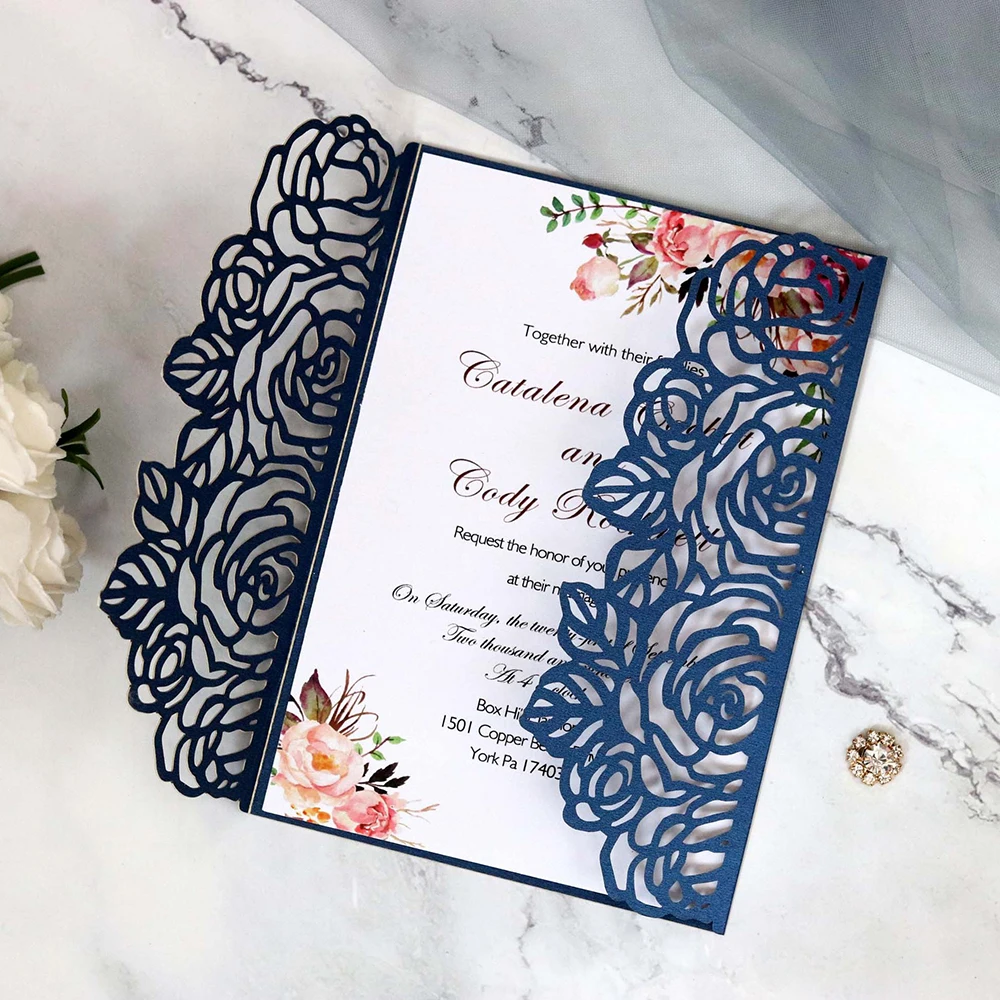 10pcs European High-end White Wedding Invitation Cards Laser Cut Floral Glittering Engagement Baptism Invitations Card